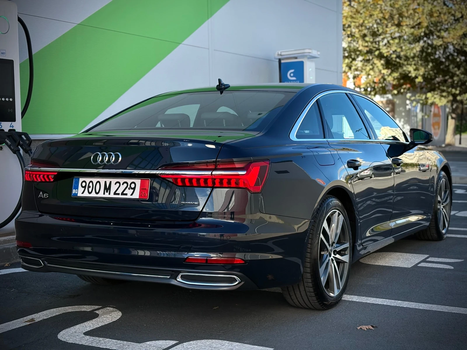 Audi A6 50TDI * S-LINE * MATRIX * VIRTUAL COCKPIT * ВЪЗДУХ, снимка 3 - Автомобили и джипове - 56737411