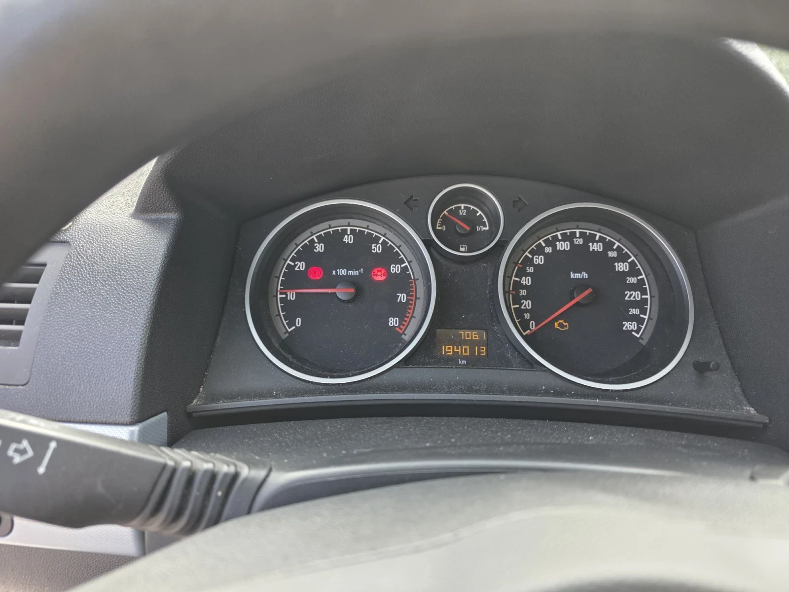 Opel Astra, снимка 2 - Автомобили и джипове - 56742018