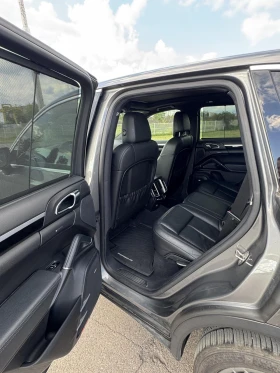 Porsche Cayenne S 4.8 V8 / 400 к.с. / Panorama / BOSE / Air / 20, снимка 9