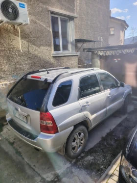Kia Sportage 2.0crdti - 3400 € / 6649.82 лв. - 55773158 3