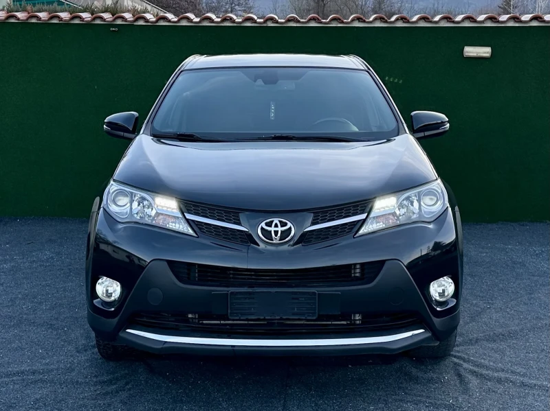 Toyota Rav4 2.2D* 4х4* Camera* 117хил.км. ЛИЗИНГ, снимка 2 - Автомобили и джипове - 49108363