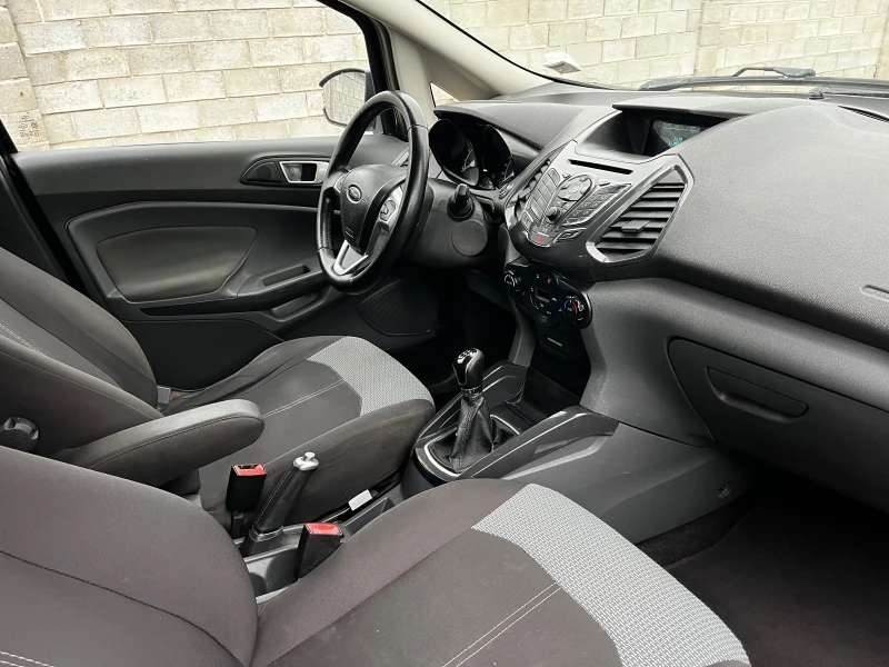Ford EcoSport Топ!, снимка 9 - Автомобили и джипове - 52863004