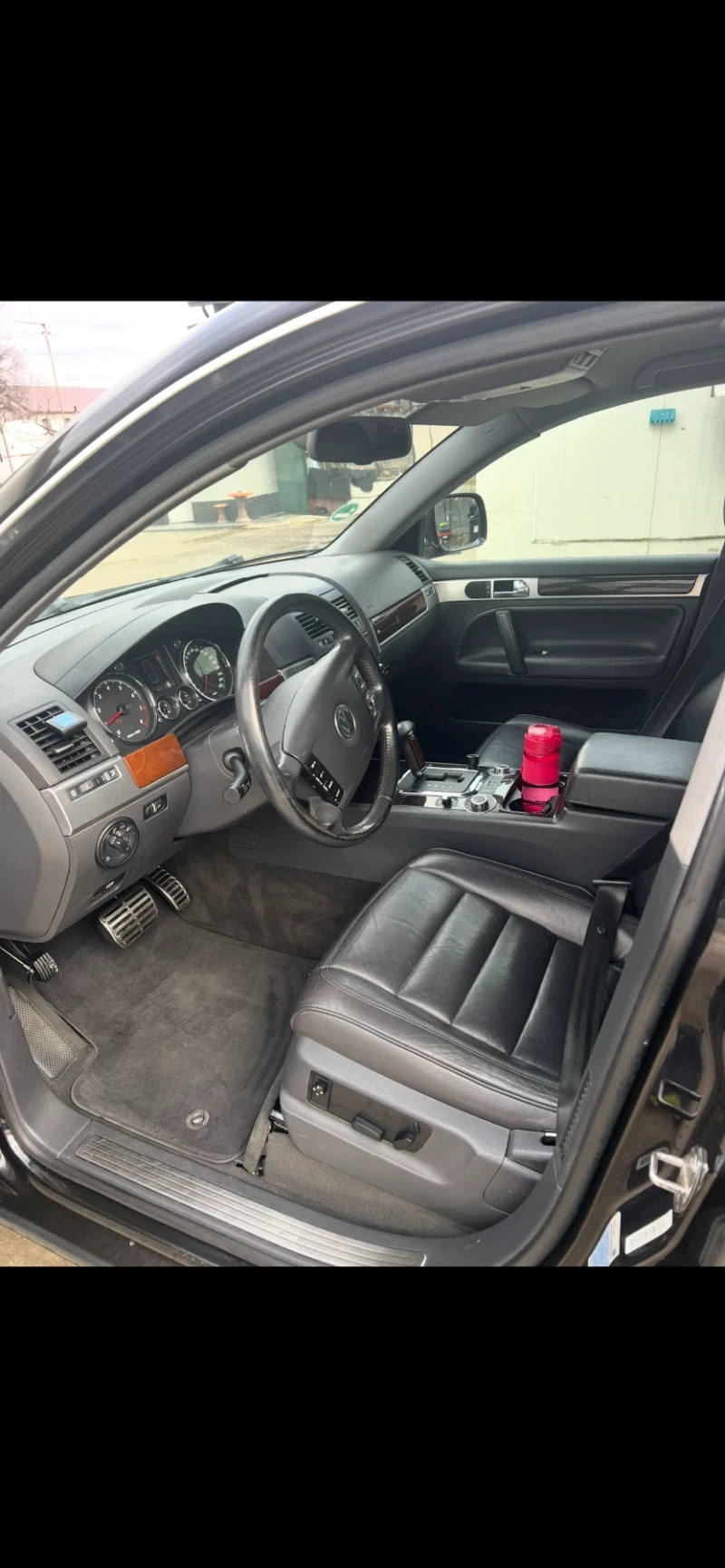 VW Touareg, снимка 4 - Автомобили и джипове - 53152817