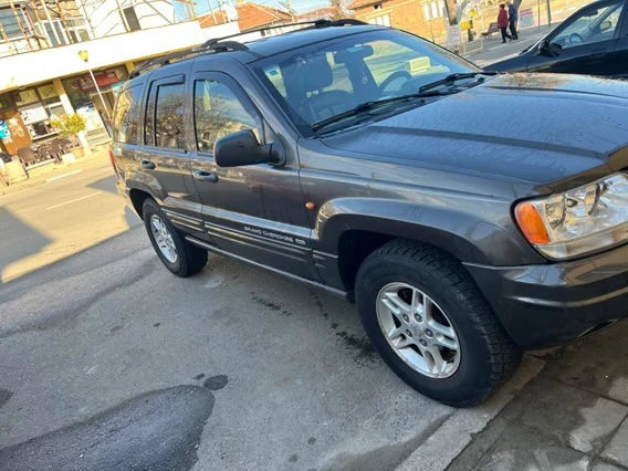 Jeep Grand cherokee 4.7, снимка 4 - Автомобили и джипове - 48953832