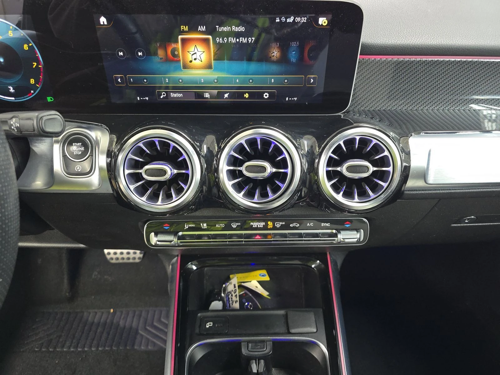 Mercedes-Benz GLB AMG* DIGITAL* DESIGNO* CARBON* KEYLESS GO* ШОУРУМ - изображение 9