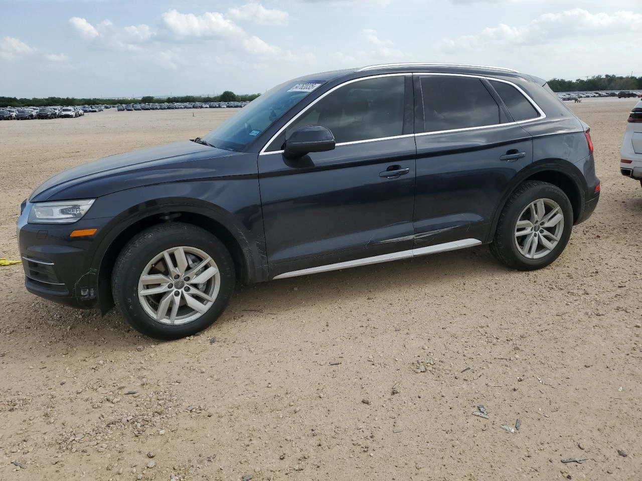 Audi Q5 Premium - изображение 2