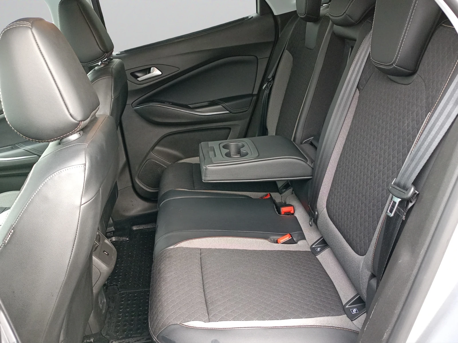 Opel Grandland X 2.0D 180HP EAT8 E6 | Mobile.bg   9