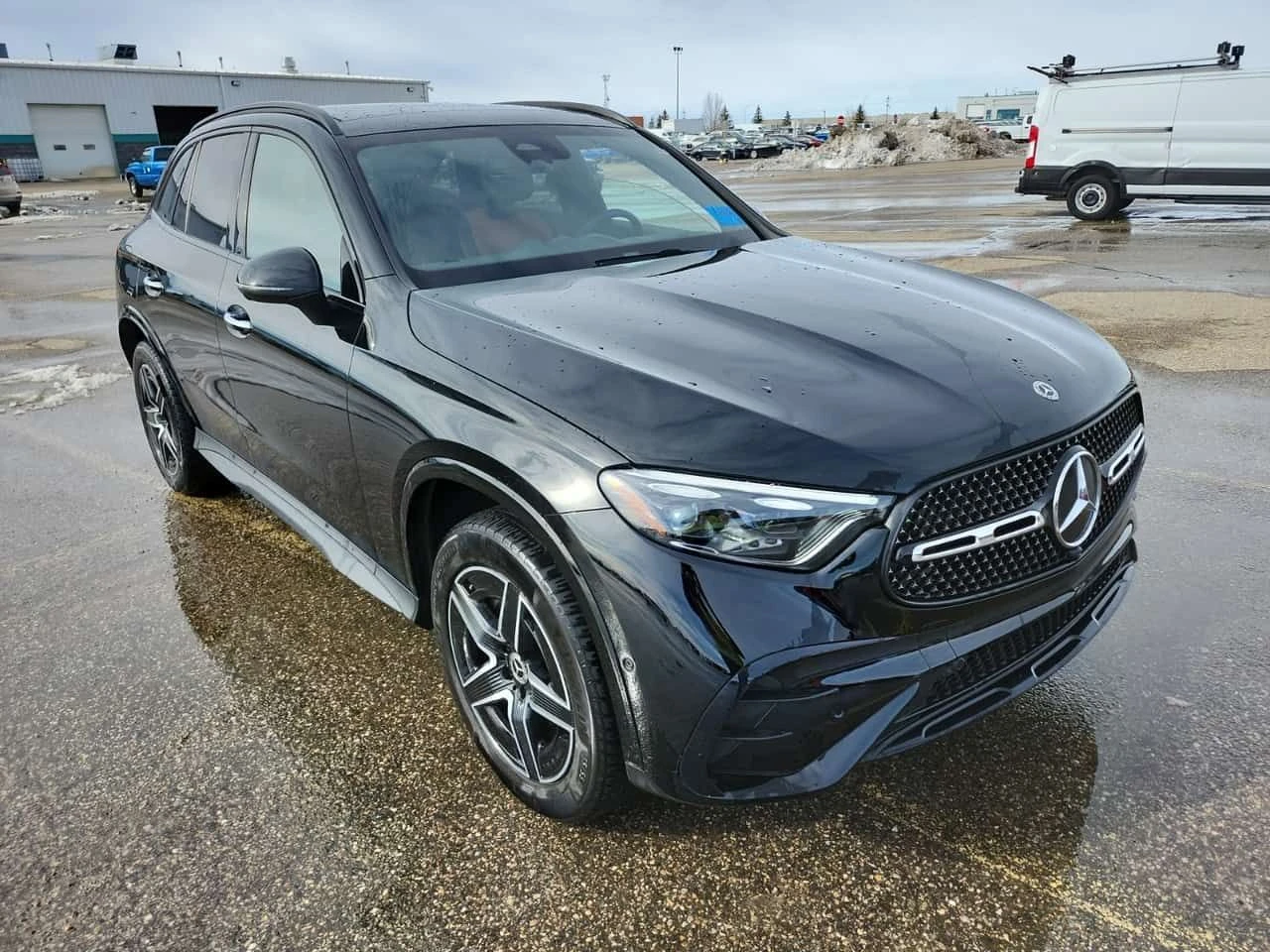 Mercedes-Benz GLC 300 AMG Line * Head Up * Един собственик * CARFAX * 