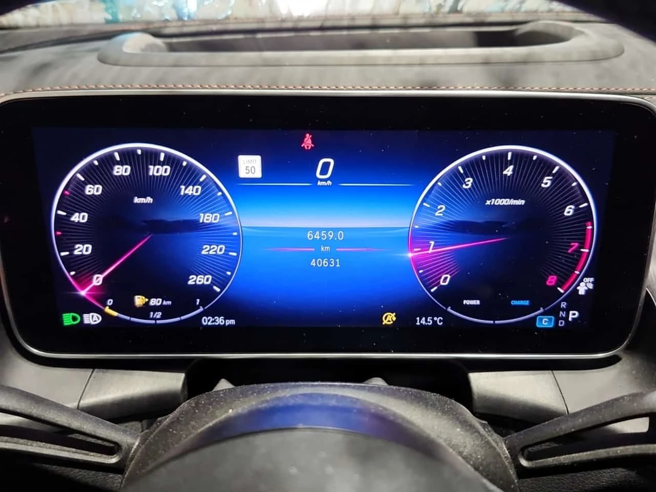 Mercedes-Benz GLC 300 AMG Line * Head Up * Един собственик * CARFAX * , снимка 6 - Автомобили и джипове - 54037230