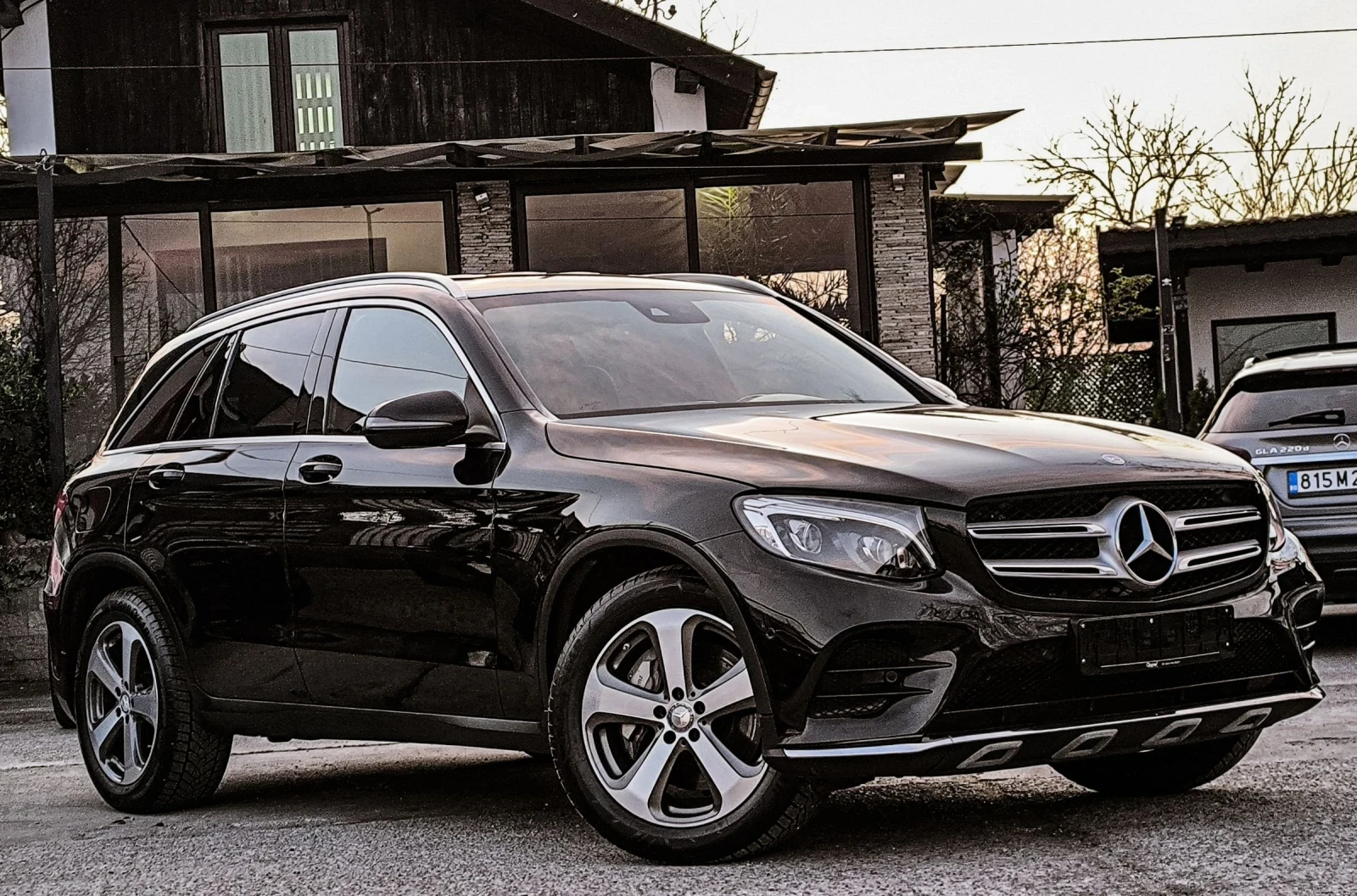 Mercedes-Benz GLC 250 CDI* AMG-LINE* EXCLUSIVE* 9G* 4-MATIC* GERMANY, снимка 2 - Автомобили и джипове - 54158832