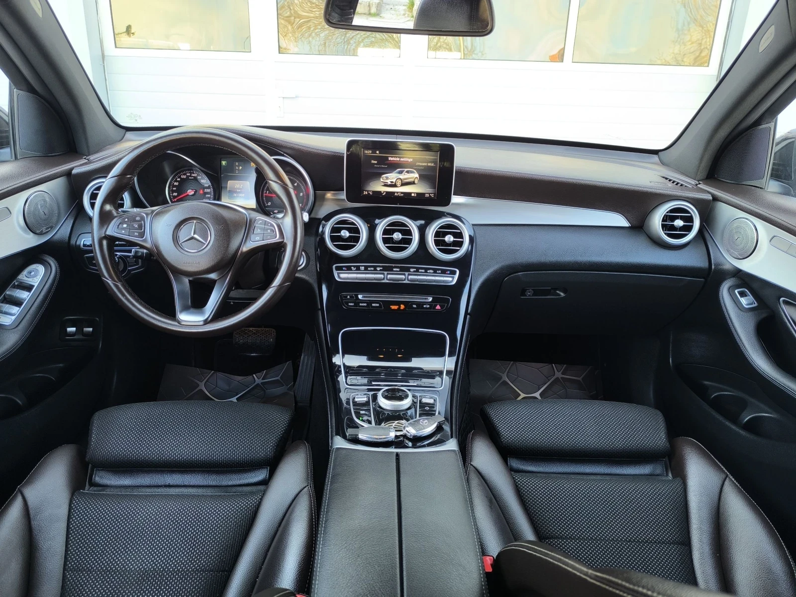 Mercedes-Benz GLC 250 CDI* AMG-LINE* EXCLUSIVE* 9G* 4-MATIC* GERMANY, снимка 7 - Автомобили и джипове - 54158832
