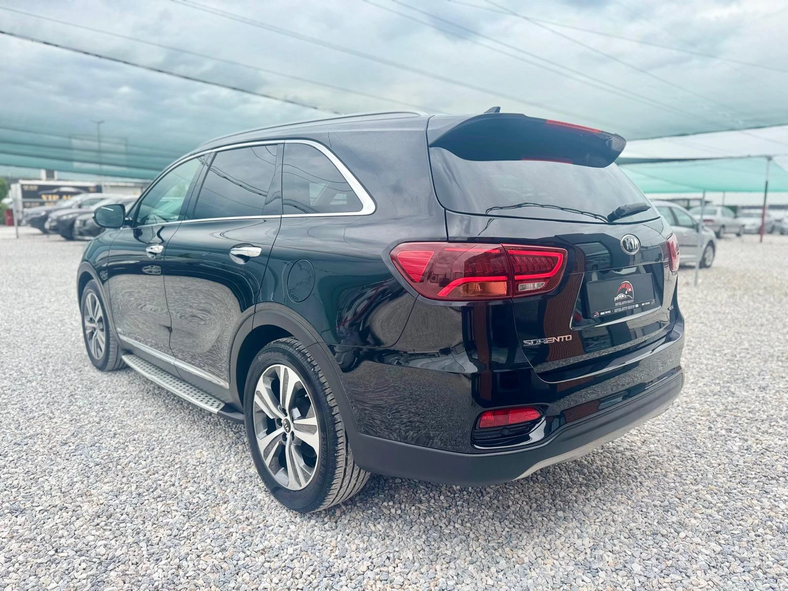 Kia Sorento 2.2::GT-LINE::4x4::FACELIFT, снимка 6 - Автомобили и джипове - 54482967