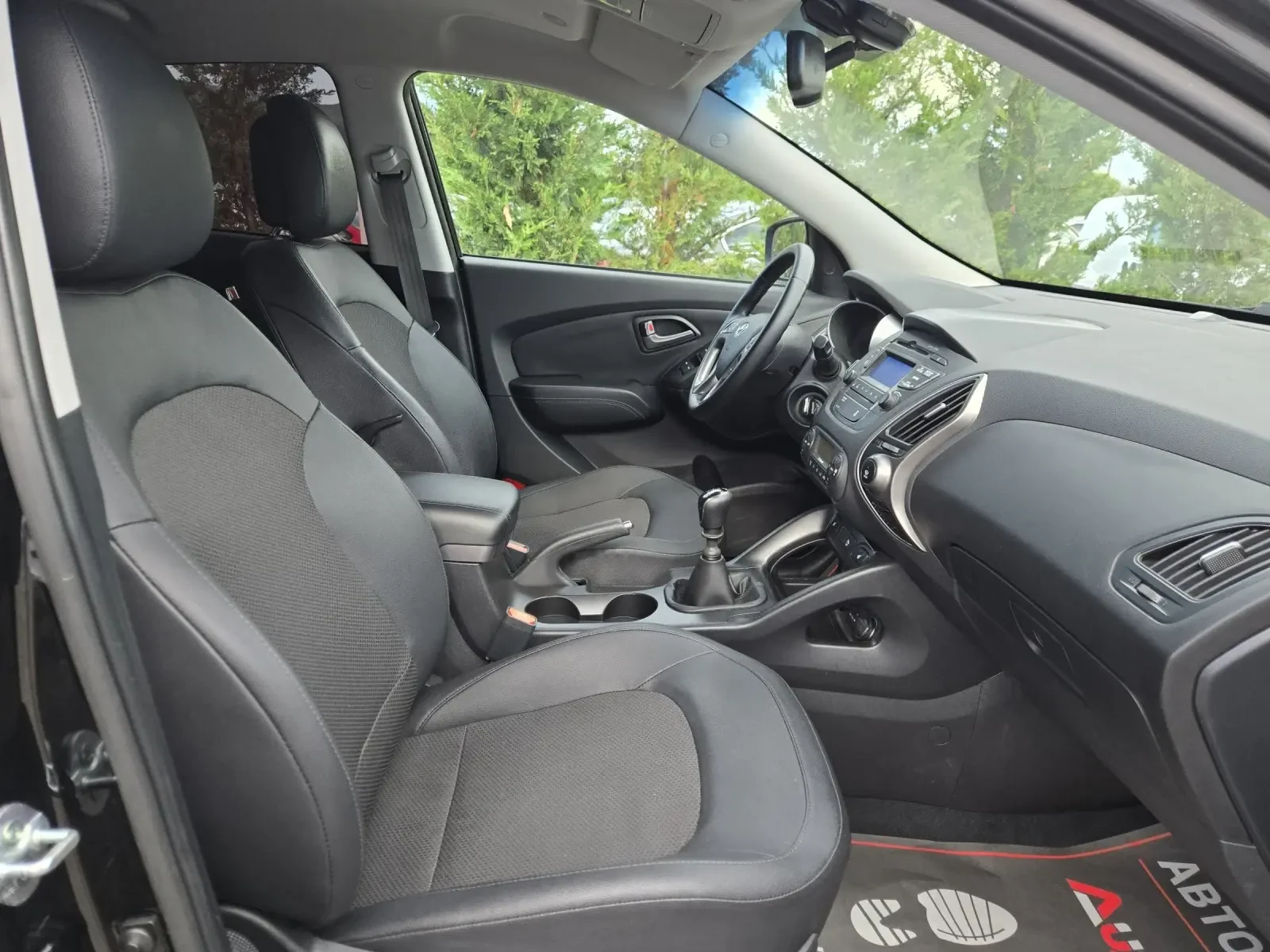 Hyundai IX35 1.7CRDI-116кс= 6ск= FACELIFT= ПОДГРЕВ= АВТОПИЛОТ, снимка 15 - Автомобили и джипове - 54933513