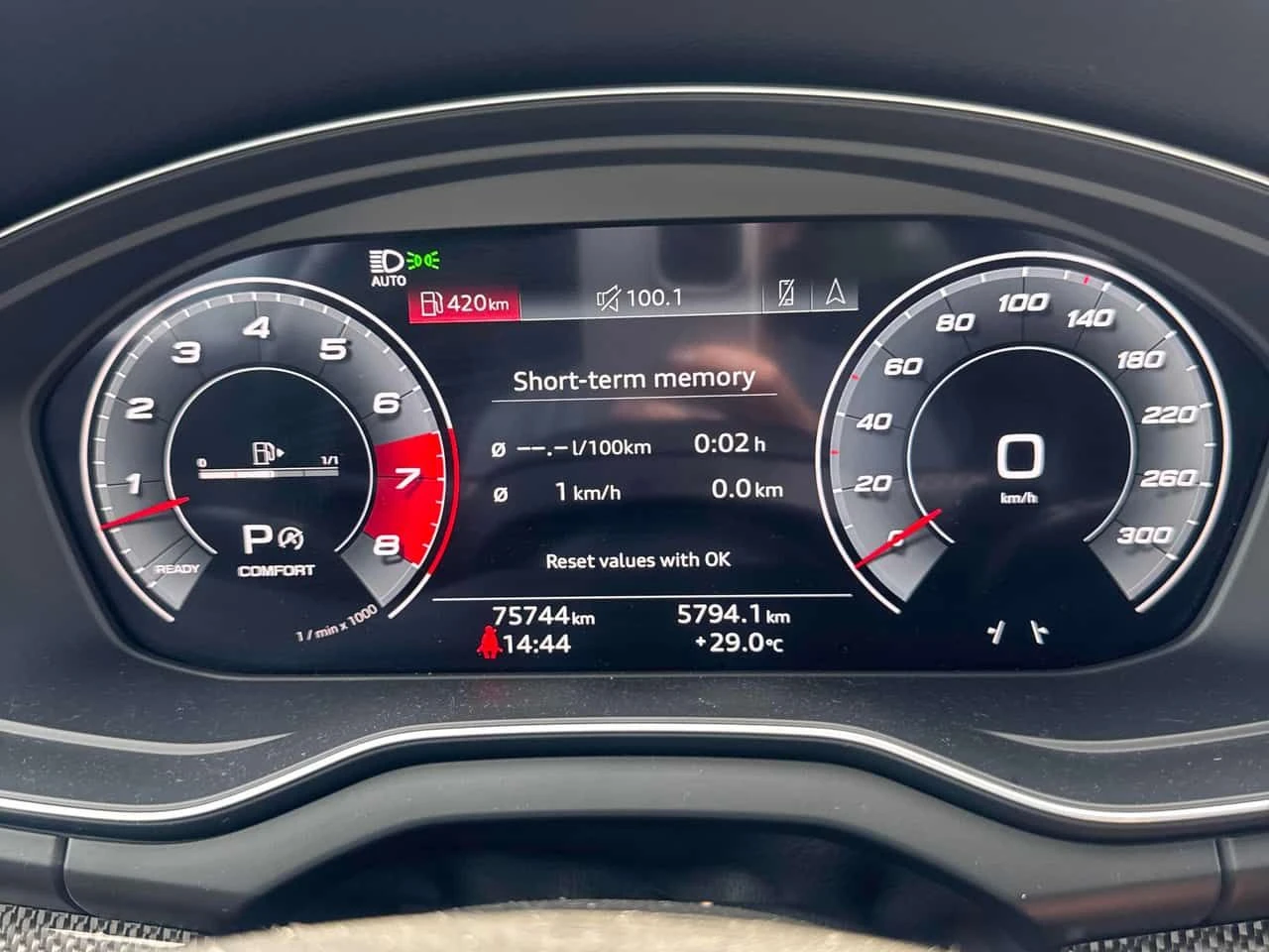 Audi SQ5 * Progressiv * CARFAX * ���� �� �� | Mobile.bg � ����������� 8