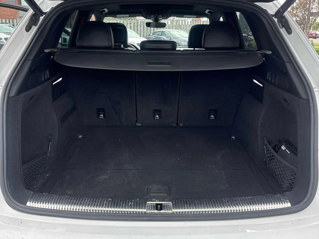 Audi SQ5 * Progressiv * CARFAX * ���� �� �� | Mobile.bg � ����������� 16