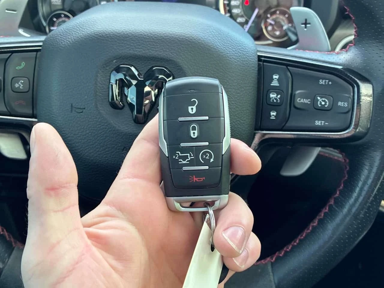 Dodge RAM 1500 * TRX * CARFAX * ����� �� ����������� | Mobile.bg � ����������� 17