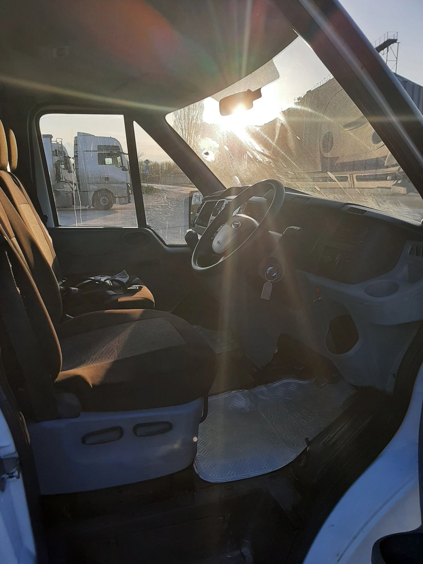 Ford Transit САМОСВАЛ , снимка 9 - Бусове и автобуси - 54175523