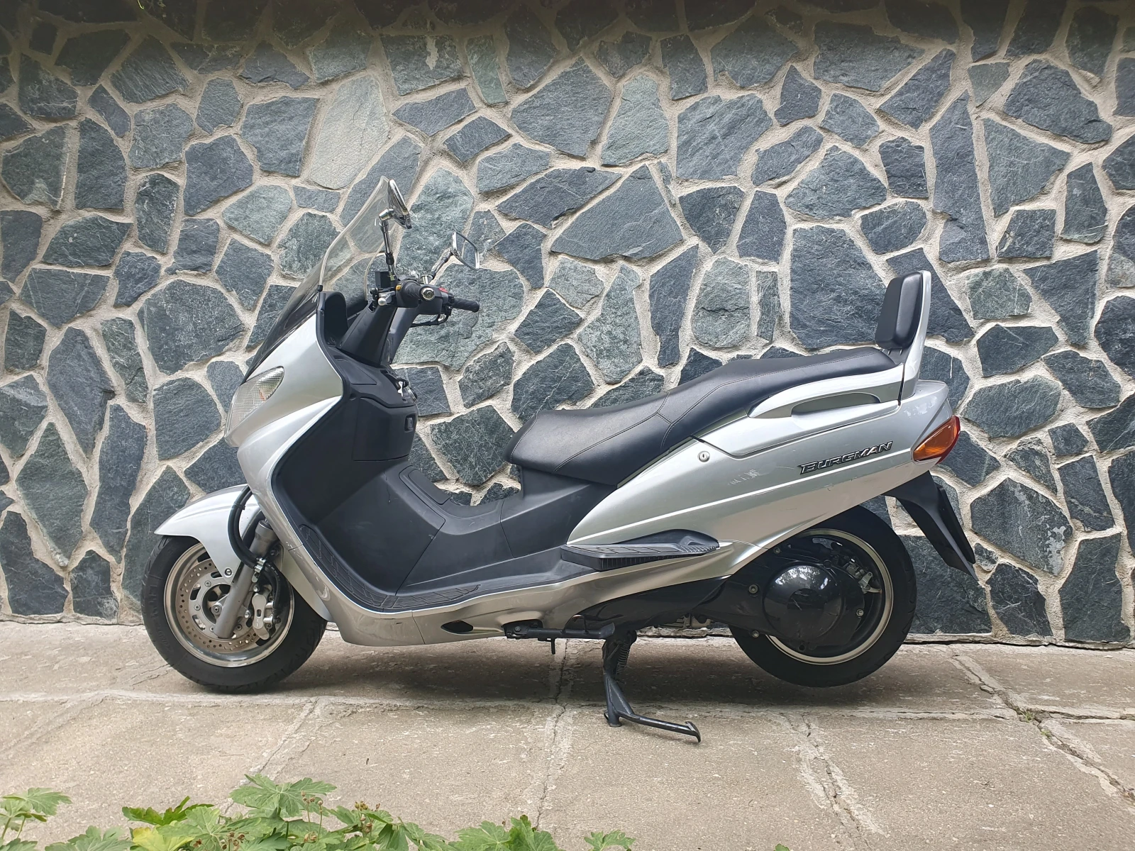 Suzuki Burgman 250 - изображение 6