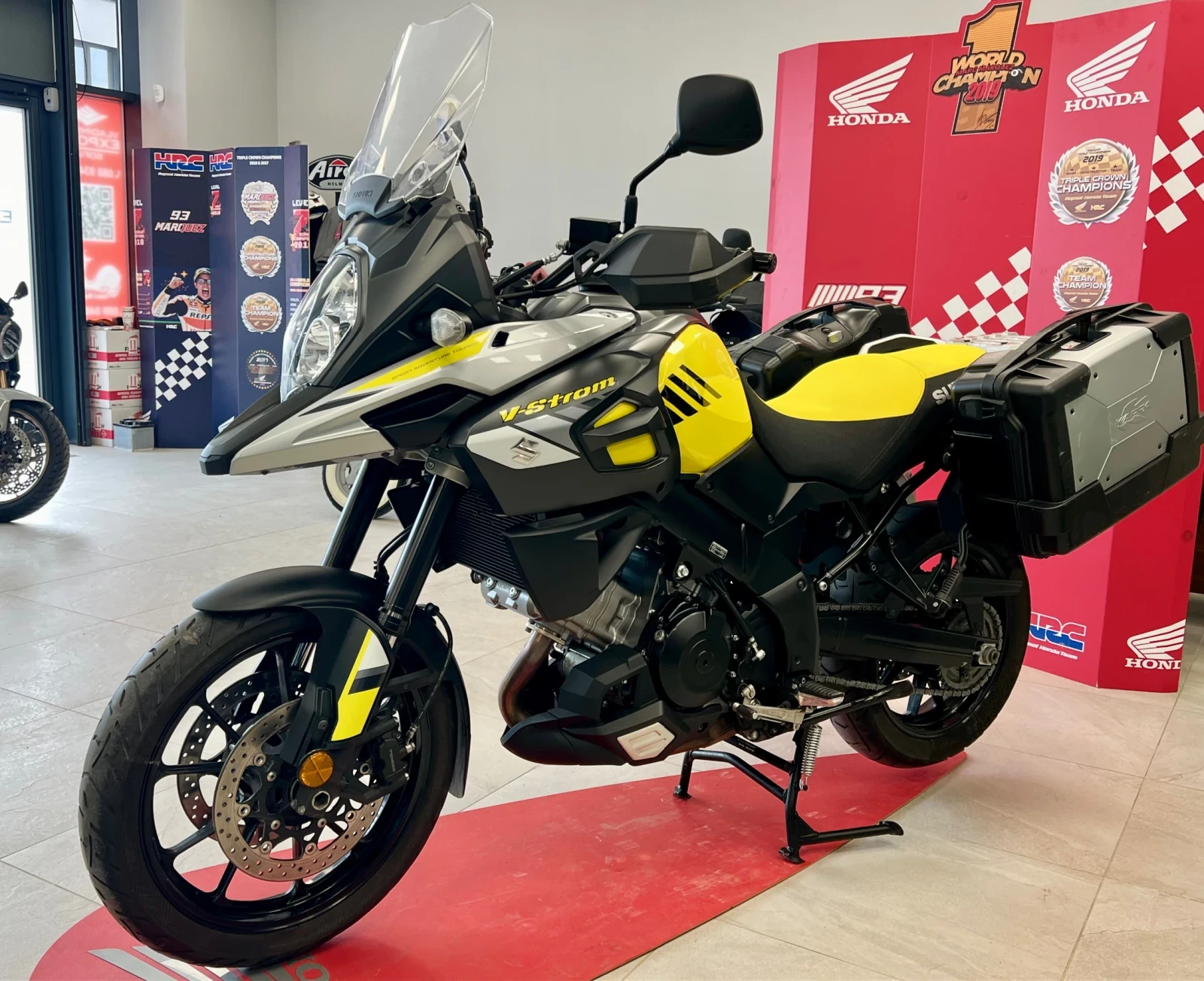 Suzuki V-strom 1000i ABS TCS 2017 - изображение 6