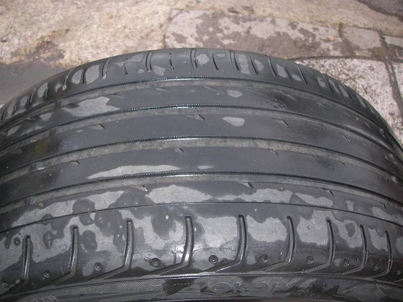 Гуми Летни 255/35R20, снимка 1 - Гуми и джанти - 49504458