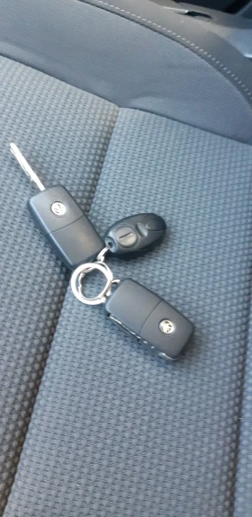 VW Golf 1.6 TDI 105 кс, снимка 9