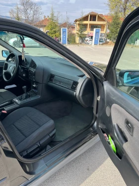 BMW 320 i, снимка 11