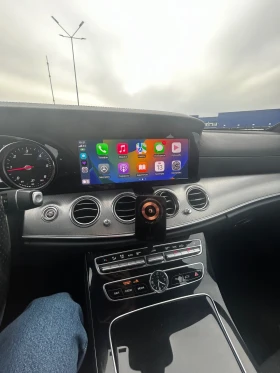 Mercedes-Benz E 220 AMG Line, снимка 8