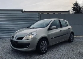     Renault Clio  *  