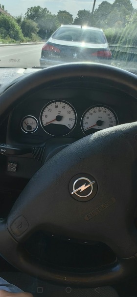 Opel Astra 2.2 16 V, снимка 10