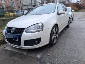 VW Golf  - [1] 