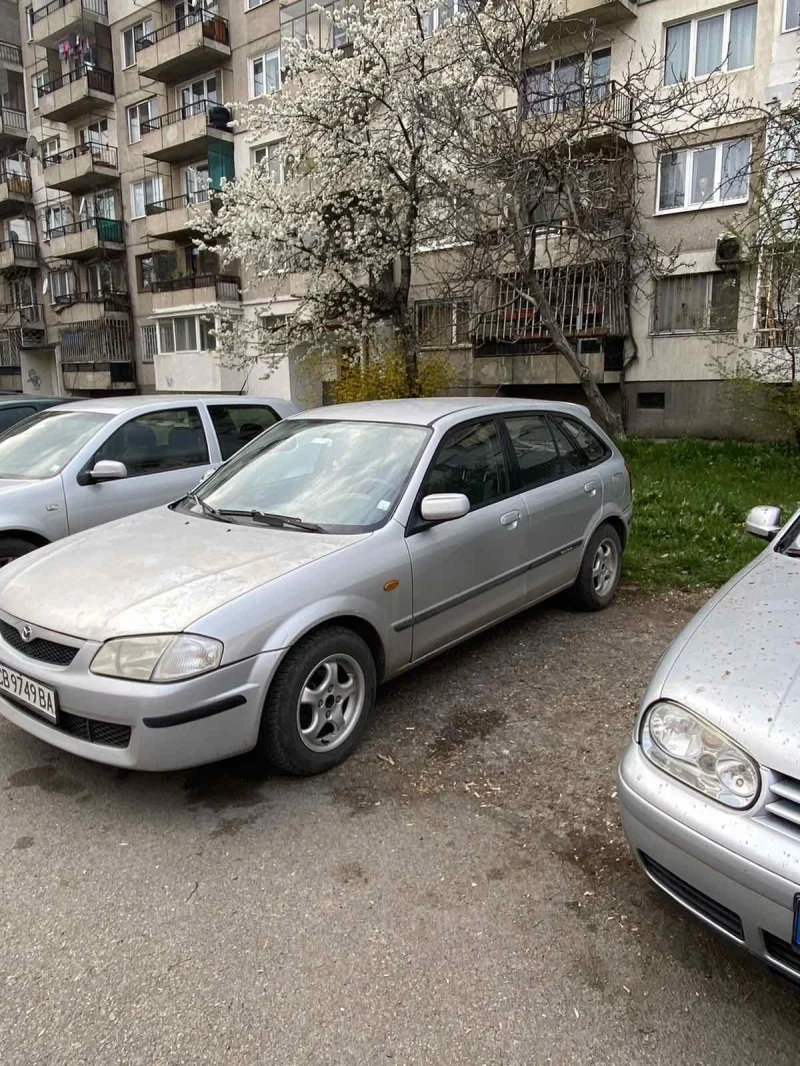 Mazda 323, снимка 2 - Автомобили и джипове - 47348808