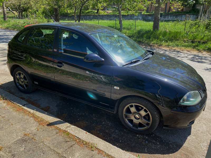 Seat Ibiza 1.4, снимка 4 - Автомобили и джипове - 46304987