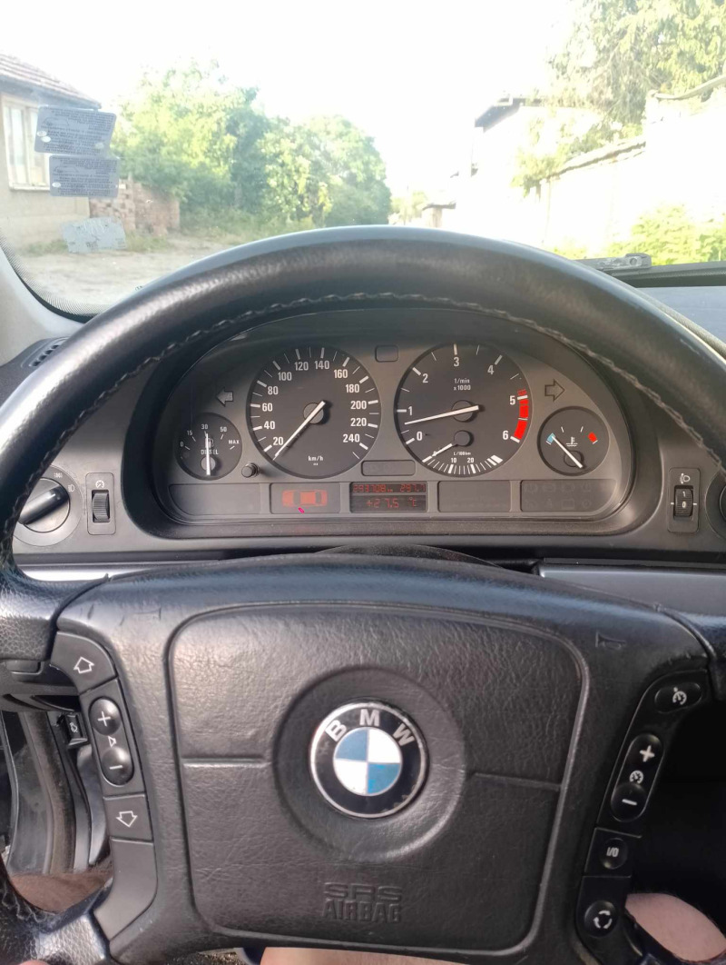 BMW 525, снимка 4 - Автомобили и джипове - 45626059