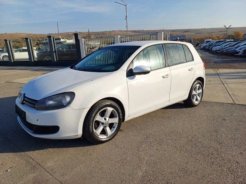 VW Golf 1.6TDI, снимка 9 - Автомобили и джипове - 47780860