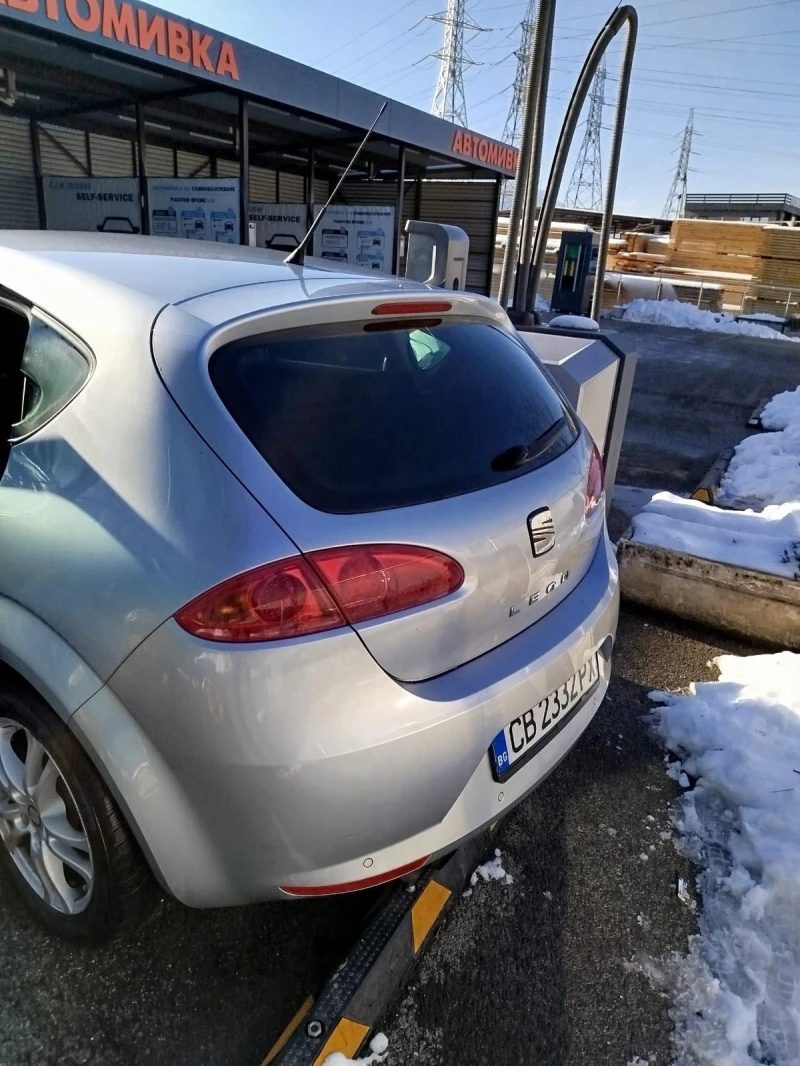 Seat Leon TSI Бензин 2008г., снимка 16 - Автомобили и джипове - 48585555