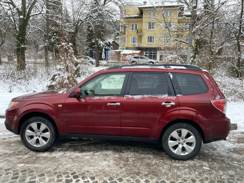 Subaru Forester, снимка 2 - Автомобили и джипове - 48660281