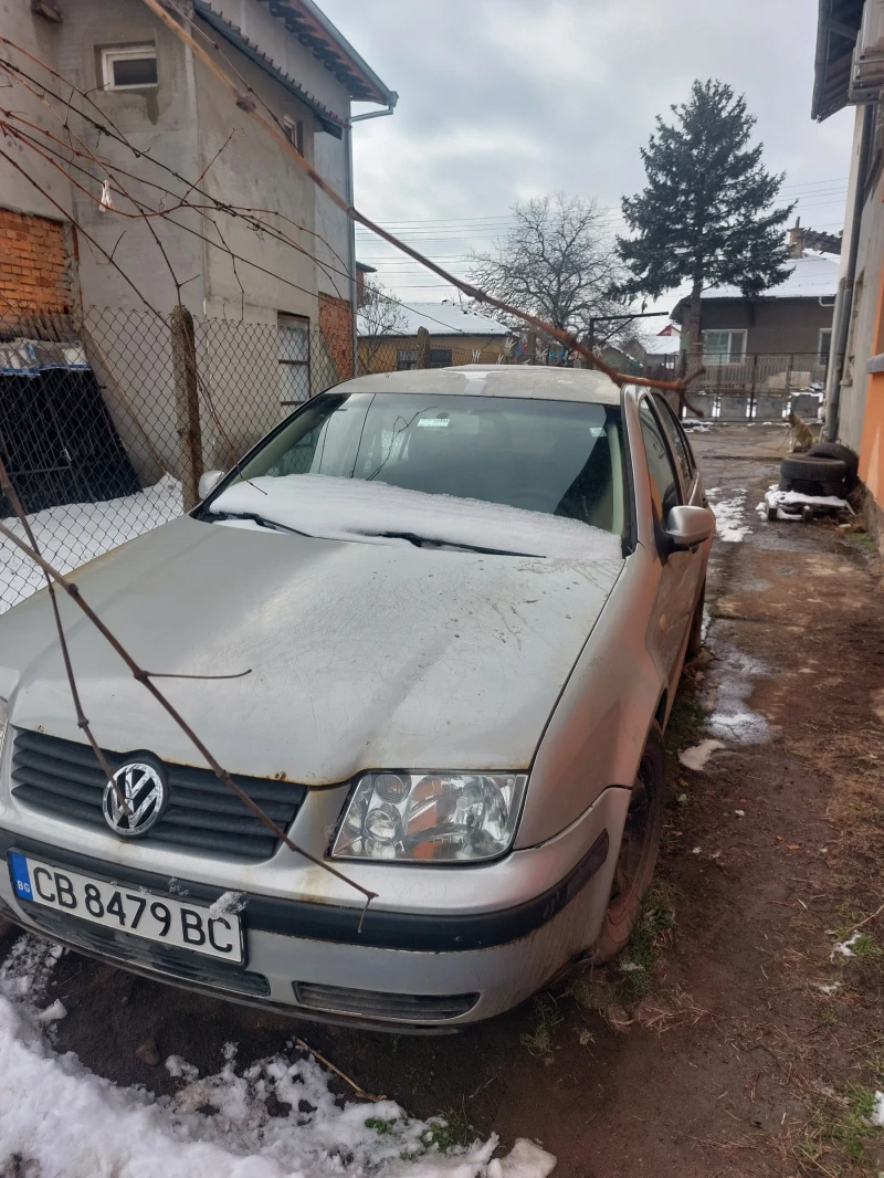 VW Bora, снимка 1 - Автомобили и джипове - 49183682