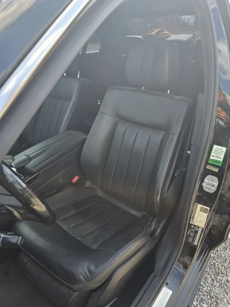 Mercedes-Benz E 500 AMG 4 MATIC FULL ГАЗ CARPLAY, снимка 9 - Автомобили и джипове - 51701636