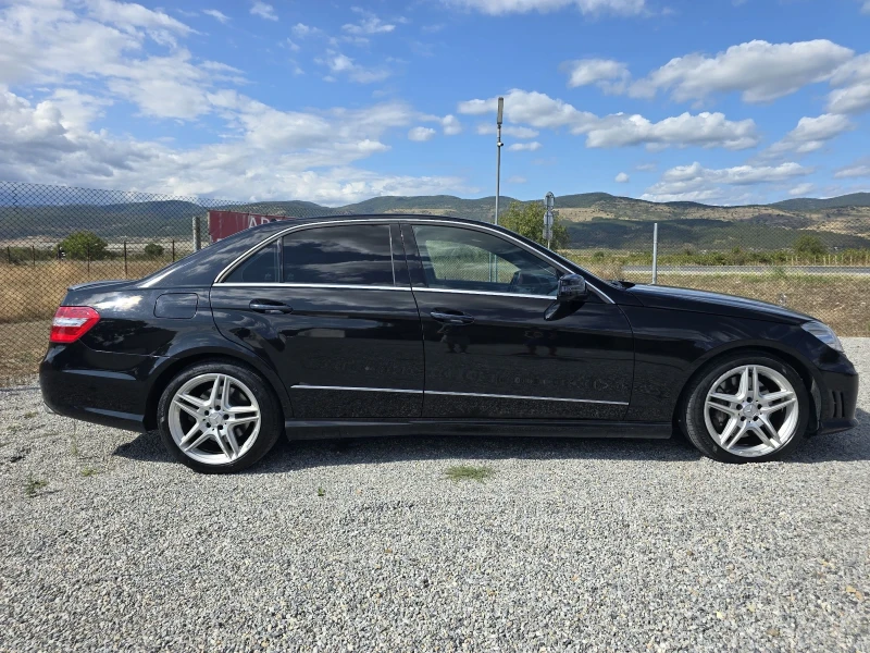 Mercedes-Benz E 500 AMG 4 MATIC FULL ГАЗ CARPLAY, снимка 2 - Автомобили и джипове - 51701636
