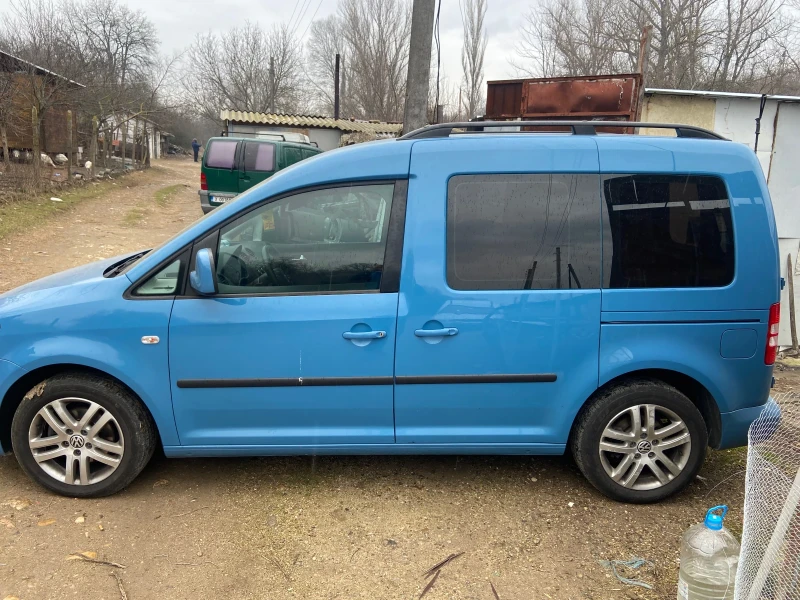 VW Caddy 1.6TDI, снимка 3 - Автомобили и джипове - 52474301