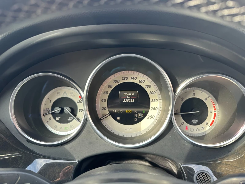 Mercedes-Benz CLS 250 2.2d 204 к.с. , снимка 14 - Автомобили и джипове - 52521525