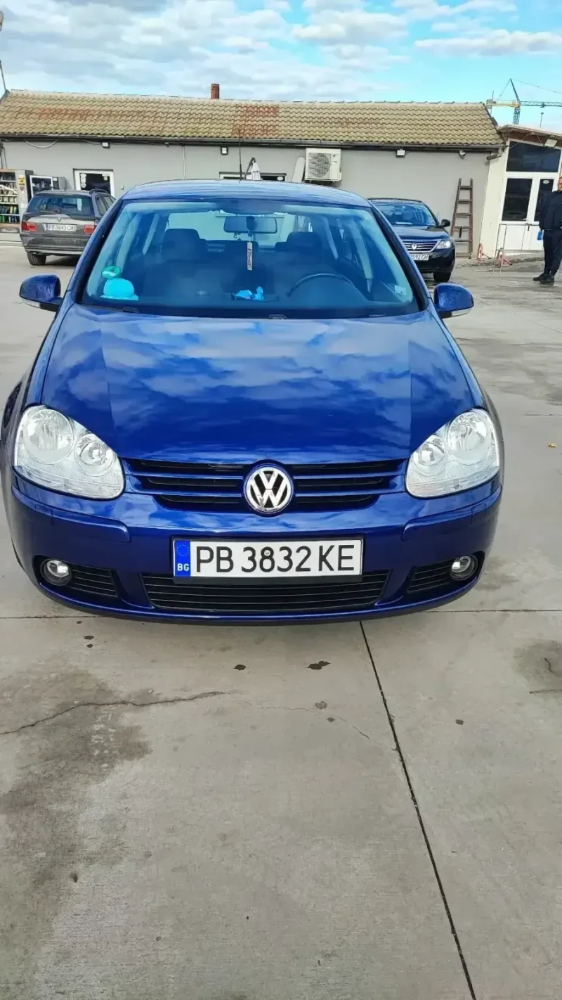 VW Golf, снимка 2 - Автомобили и джипове - 52807269