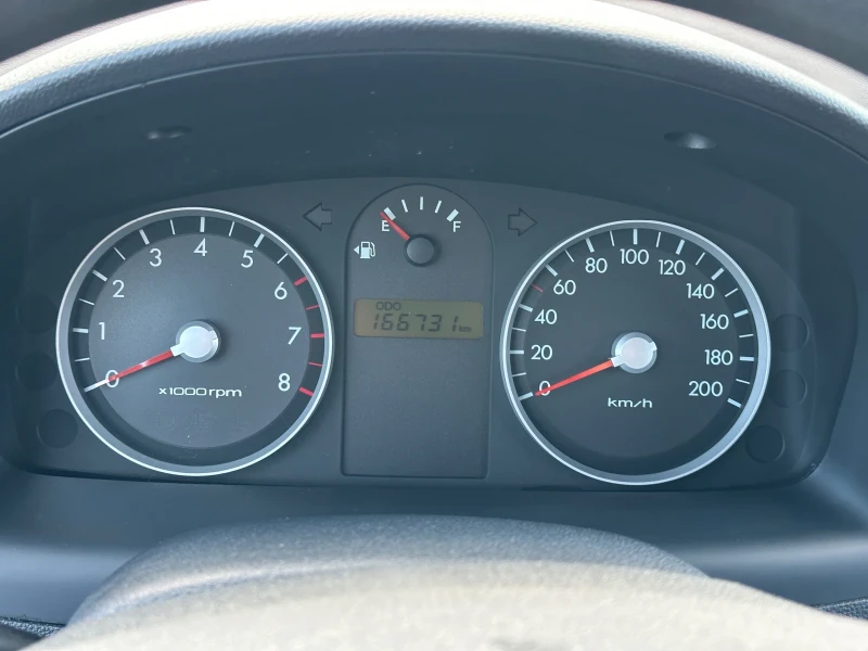 Hyundai Getz 1.1, снимка 9 - Автомобили и джипове - 52920942