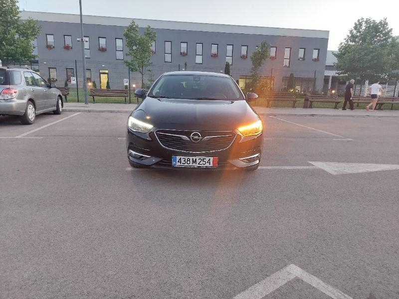 Opel Insignia 2.0 B Sp. Tourer Business Innovation 2.0CDTI (170H, снимка 6 - Автомобили и джипове - 37352604