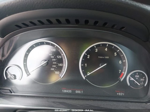 BMW 528 Facelift* Mpack* shodowline* спортна генерация, снимка 7 - Автомобили и джипове - 47530098