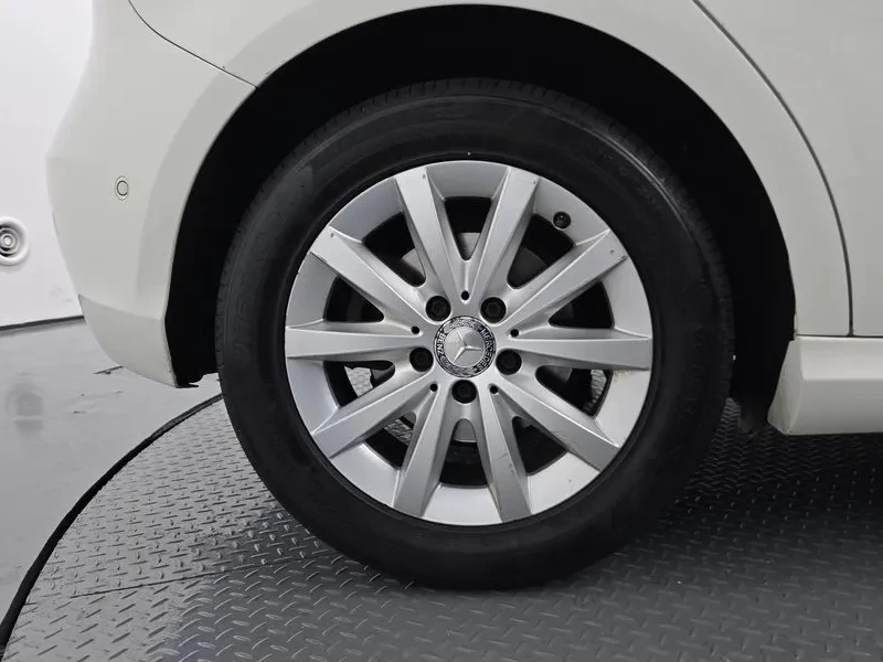 Mercedes-Benz A 200 2.0, снимка 5 - Автомобили и джипове - 54279029