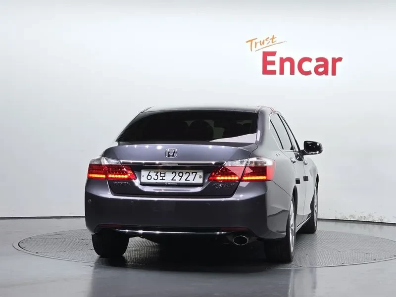 Honda Accord 2.4 9Th Gen , снимка 4 - Автомобили и джипове - 55843838