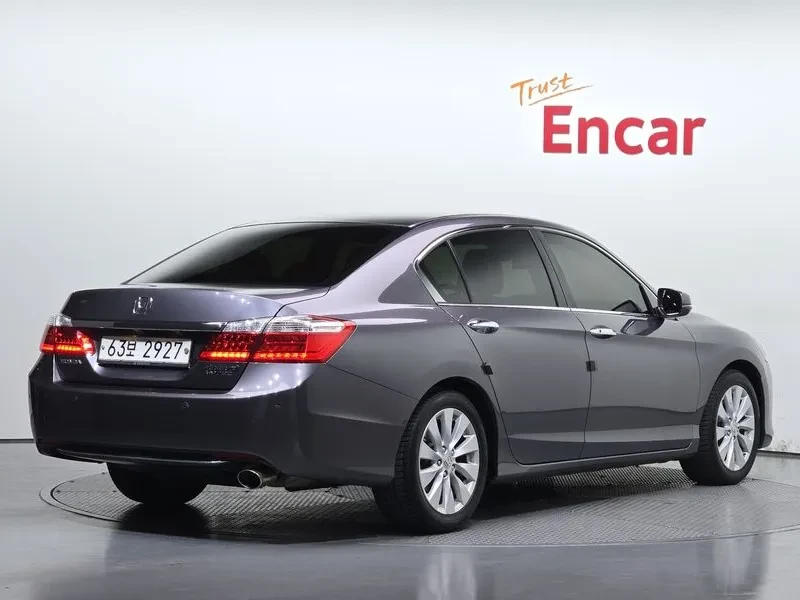 Honda Accord 2.4 9Th Gen , снимка 2 - Автомобили и джипове - 55843838