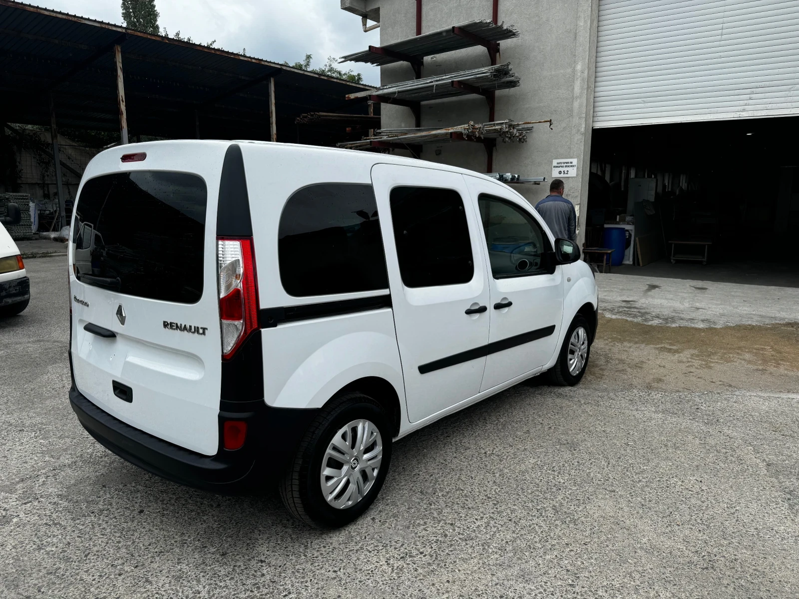 Renault Kangoo 1.5 DCI НОВ ВНОС - изображение 5