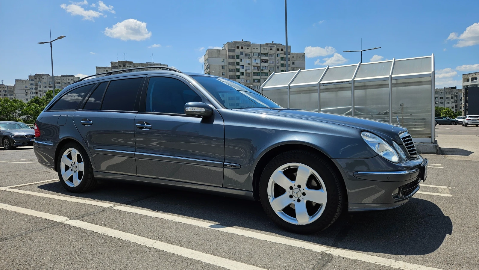Mercedes-Benz E 320 Avantgarde 4Matic - изображение 3
